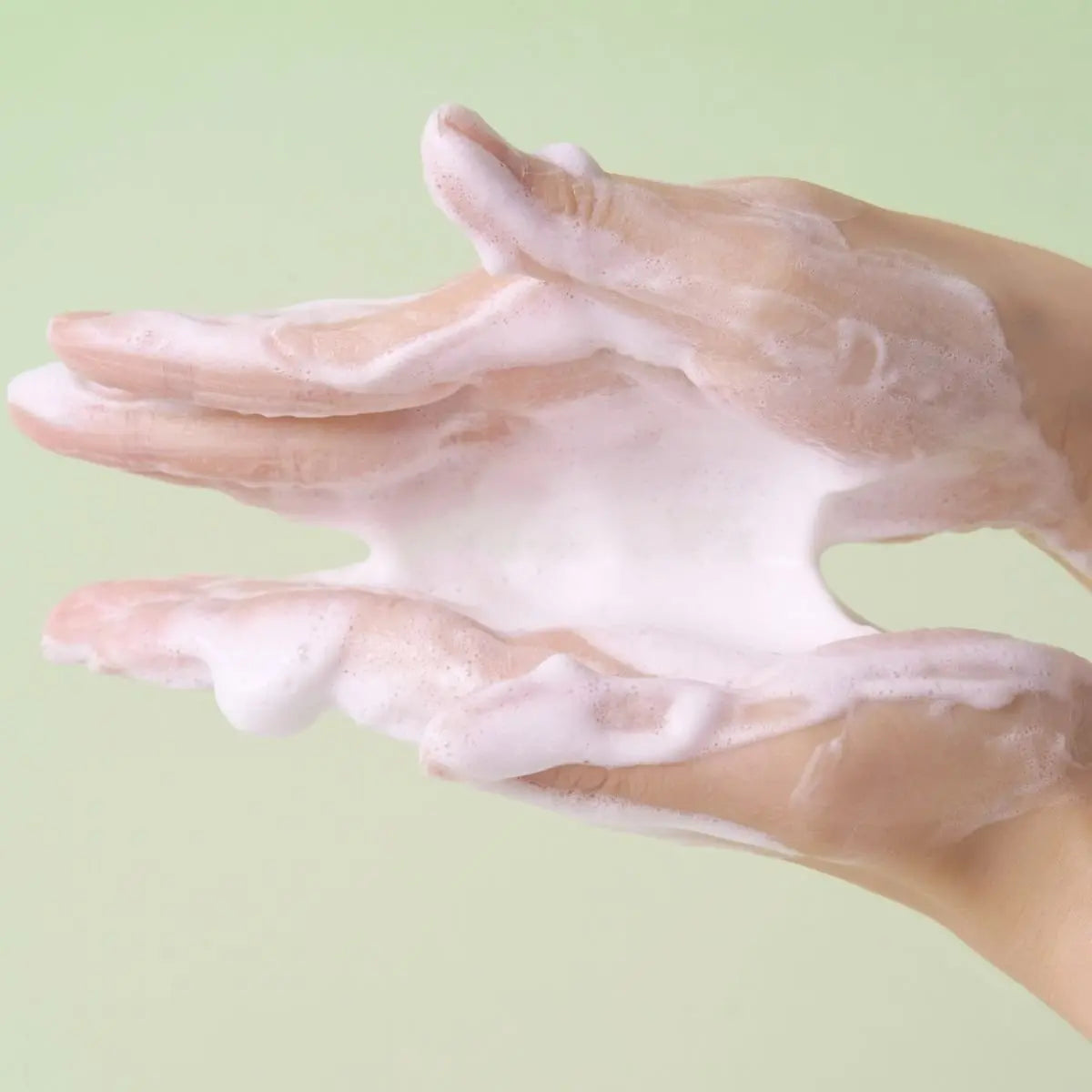 Madagascar Centella Tea-Trica BHA Foam 125mL Skin1004