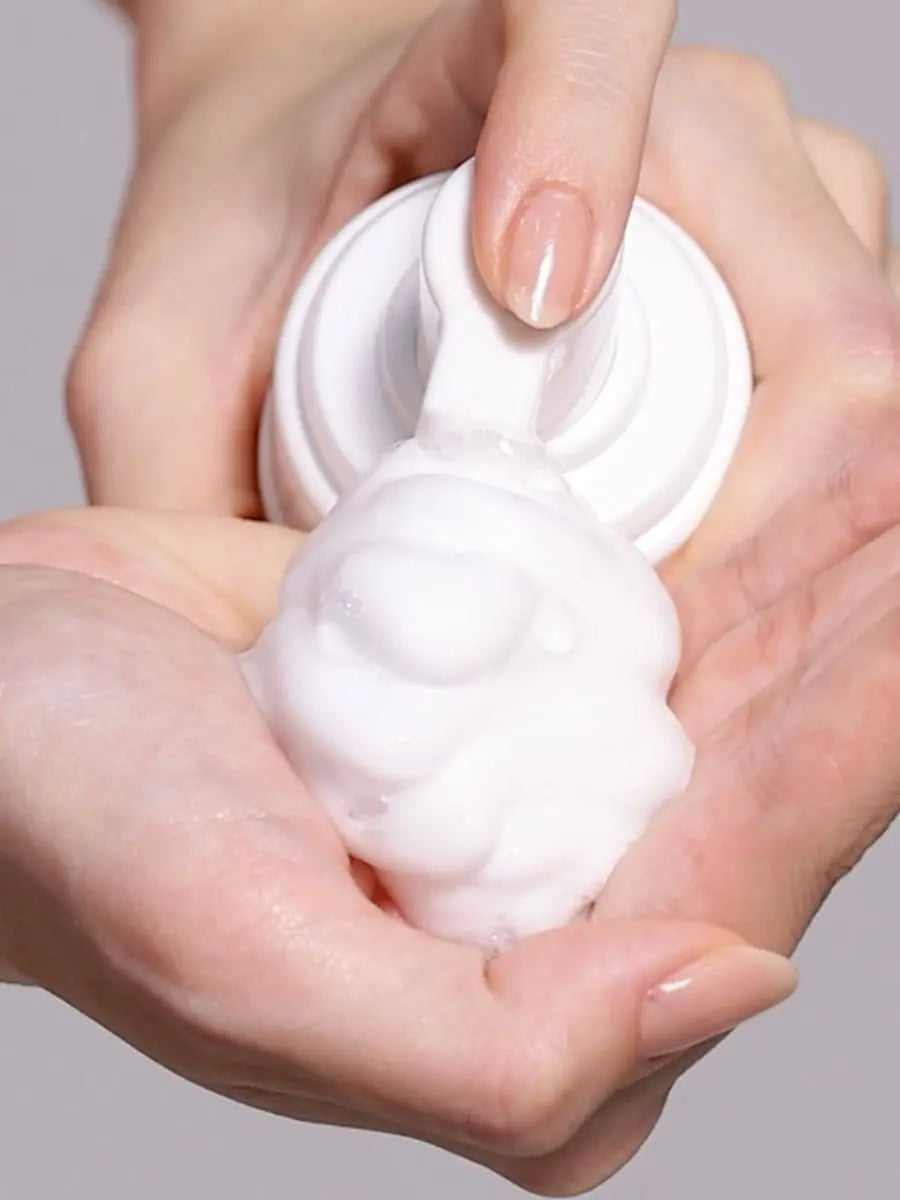 Soon Jung pH 6.5 Whip Cleanser Etude House