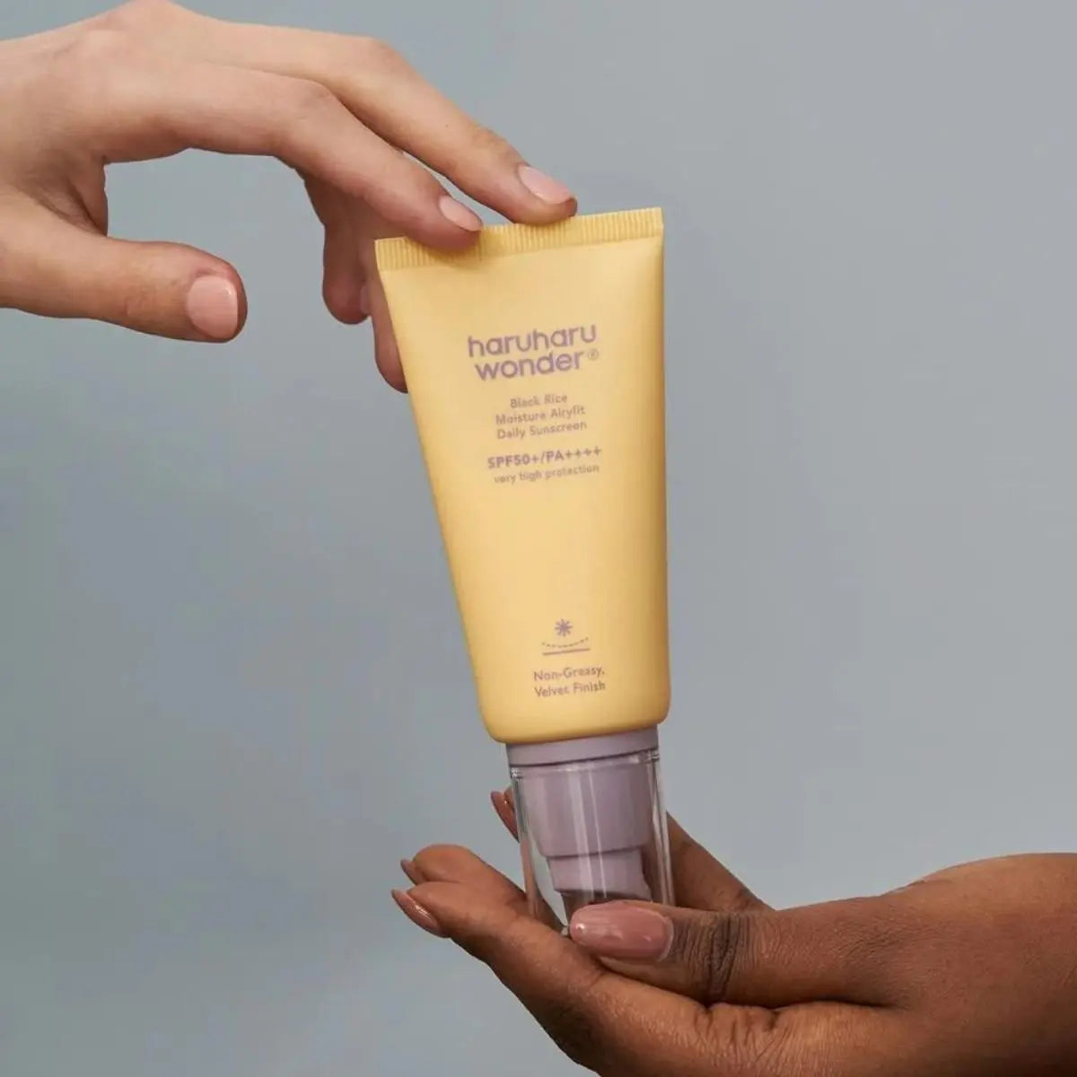 Black Rice Moisture Airyfit Daily Sunscreen 50mL Haruharu Wonder